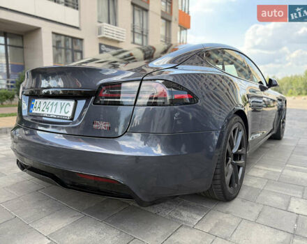 Серый Тесла Модель С, объемом двигателя 0 л и пробегом 12 тыс. км за 57770 $, фото 10 на Automoto.ua