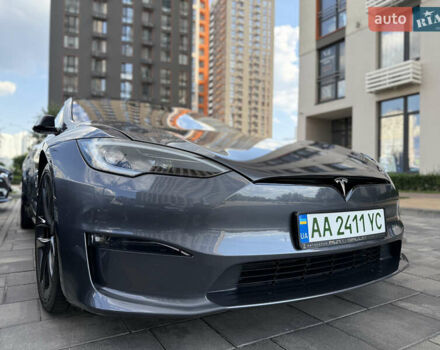 Серый Тесла Модель С, объемом двигателя 0 л и пробегом 12 тыс. км за 57770 $, фото 2 на Automoto.ua