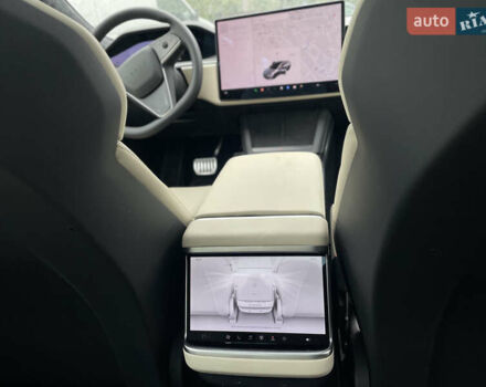 Сірий Тесла Модель С, об'ємом двигуна 0 л та пробігом 2 тис. км за 53000 $, фото 9 на Automoto.ua