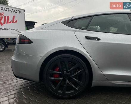 Сірий Тесла Модель С, об'ємом двигуна 0 л та пробігом 2 тис. км за 53000 $, фото 6 на Automoto.ua