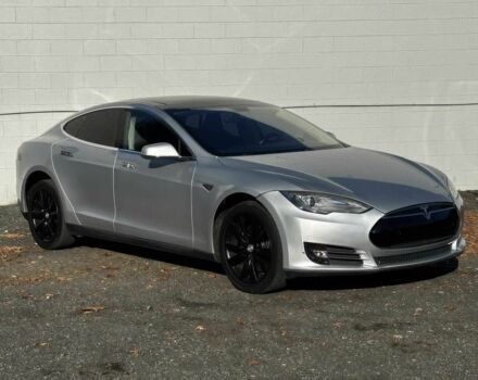 Серый Тесла Модель С, объемом двигателя 0 л и пробегом 89 тыс. км за 4000 $, фото 1 на Automoto.ua