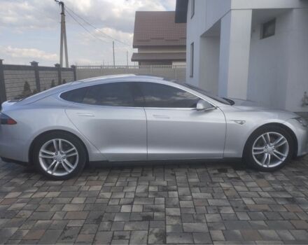 Сірий Тесла Модель С, об'ємом двигуна 0 л та пробігом 185 тис. км за 12700 $, фото 1 на Automoto.ua