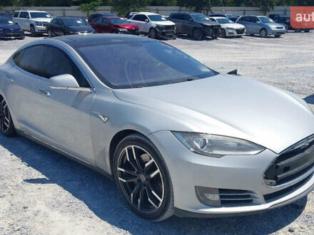 Сірий Тесла Модель С, об'ємом двигуна 0 л та пробігом 330 тис. км за 9999 $, фото 1 на Automoto.ua