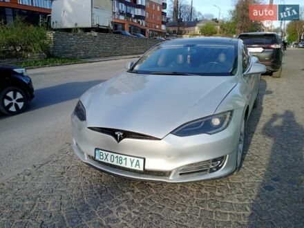 Тесла Модель С 2013 в Каменце-Подольском на Automoto.ua Серый Тесла Модель С, объемом двигателя 0 л и пробегом 100 тыс. км за 20000 $, фото 1 на Automoto.ua