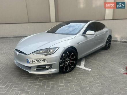 Тесла Модель С 2013 в Одессе на Automoto.ua Серый Тесла Модель С, объемом двигателя 0 л и пробегом 132 тыс. км за 12800 $, фото 1 на Automoto.ua