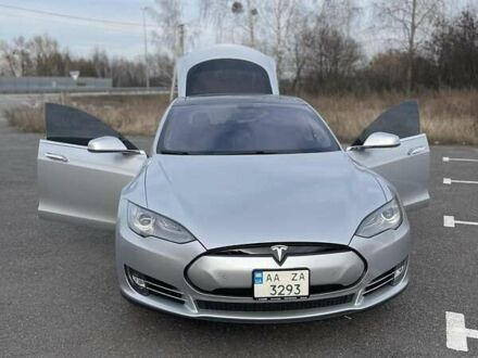 Сірий Тесла Модель С, об'ємом двигуна 0 л та пробігом 189 тис. км за 25000 $, фото 1 на Automoto.ua