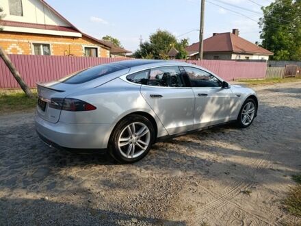 Тесла Модель С 2013 в Луцке на Automoto.ua Серый Тесла Модель С, объемом двигателя 0 л и пробегом 230 тыс. км за 14500 $, фото 1 на Automoto.ua