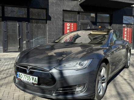 Серый Тесла Модель С, объемом двигателя 0 л и пробегом 235 тыс. км за 14100 $, фото 1 на Automoto.ua
