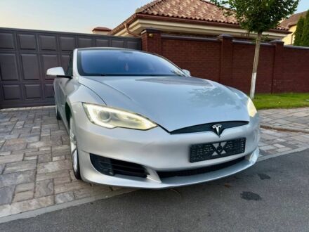 Серый Тесла Модель С, объемом двигателя 0 л и пробегом 161 тыс. км за 13300 $, фото 1 на Automoto.ua