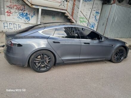 Тесла Модель С 2013 у Житомирі на Automoto.ua Сірий Тесла Модель С, об'ємом двигуна 0 л та пробігом 146 тис. км за 289 $, фото 1 на Automoto.ua