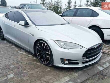 Сірий Тесла Модель С, об'ємом двигуна 0 л та пробігом 330 тис. км за 9999 $, фото 1 на Automoto.ua