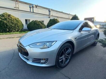 Тесла Модель С 2013 в Кривом Роге на Automoto.ua Серый Тесла Модель С, объемом двигателя 0 л и пробегом 350 тыс. км за 14999 $, фото 1 на Automoto.ua
