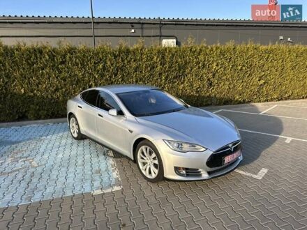 Тесла Модель С 2014 у Києві на Automoto.ua Сірий Тесла Модель С, об'ємом двигуна 0 л та пробігом 195 тис. км за 14600 $, фото 1 на Automoto.ua