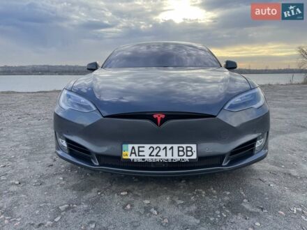 Сірий Тесла Модель С, об'ємом двигуна 0 л та пробігом 69 тис. км за 22500 $, фото 1 на Automoto.ua
