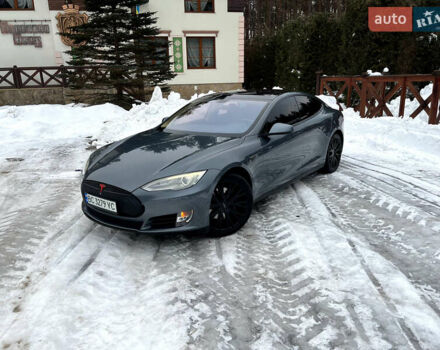Серый Тесла Модель С, объемом двигателя 0 л и пробегом 319 тыс. км за 11500 $, фото 1 на Automoto.ua