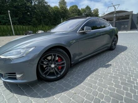 Тесла Модель С 2014 в Львове на Automoto.ua Серый Тесла Модель С, объемом двигателя 0 л и пробегом 192 тыс. км за 12800 $, фото 1 на Automoto.ua
