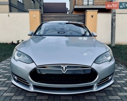 Серый Тесла Модель С, объемом двигателя 0 л и пробегом 166 тыс. км за 13900 $, фото 1 на Automoto.ua