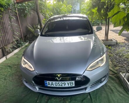 Сірий Тесла Модель С, об'ємом двигуна 0 л та пробігом 212 тис. км за 10261 $, фото 1 на Automoto.ua