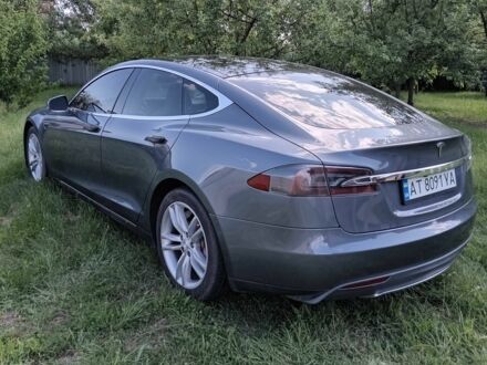 Тесла Модель С 2014 в Ивано-Франковске на Automoto.ua Серый Тесла Модель С, объемом двигателя 0 л и пробегом 285 тыс. км за 11950 $, фото 1 на Automoto.ua