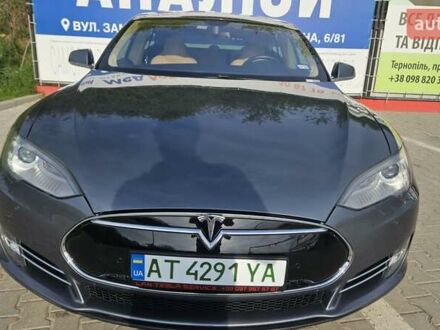 Тесла Модель С 2014 у Тернополі на Automoto.ua Сірий Тесла Модель С, об'ємом двигуна 0 л та пробігом 101 тис. км за 15900 $, фото 1 на Automoto.ua