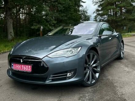Тесла Модель С 2014 в Ровно на Automoto.ua Серый Тесла Модель С, объемом двигателя 0 л и пробегом 196 тыс. км за 13900 $, фото 1 на Automoto.ua