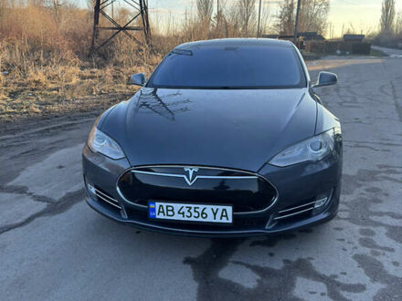 Сірий Тесла Модель С, об'ємом двигуна 0 л та пробігом 225 тис. км за 13000 $, фото 1 на Automoto.ua