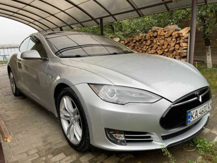Сірий Тесла Модель С, об'ємом двигуна 0 л та пробігом 185 тис. км за 12500 $, фото 1 на Automoto.ua