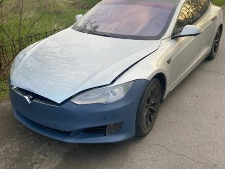 Сірий Тесла Модель С, об'ємом двигуна 0 л та пробігом 230 тис. км за 9886 $, фото 1 на Automoto.ua