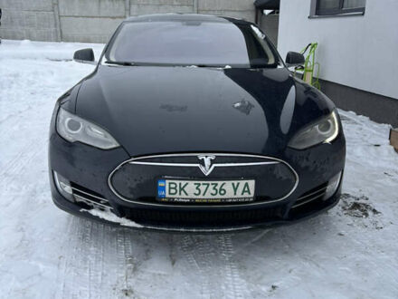 Серый Тесла Модель С, объемом двигателя 0 л и пробегом 200 тыс. км за 10500 $, фото 1 на Automoto.ua