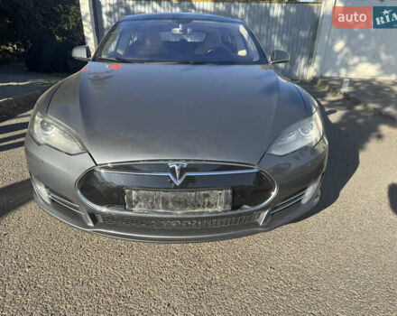 Сірий Тесла Модель С, об'ємом двигуна 0 л та пробігом 230 тис. км за 14300 $, фото 1 на Automoto.ua