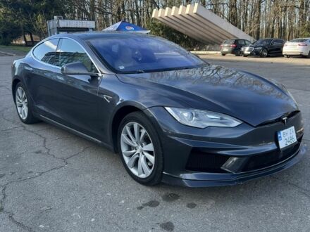 Серый Тесла Модель С, объемом двигателя 0 л и пробегом 300 тыс. км за 12700 $, фото 1 на Automoto.ua