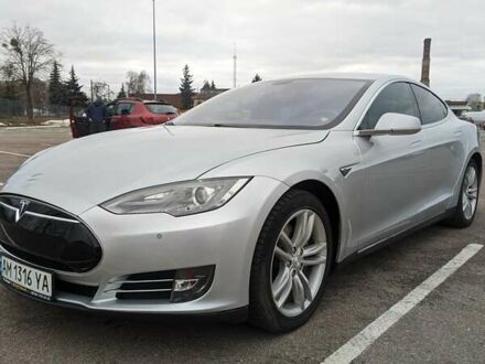 Тесла Модель С 2014 у Житомирі на Automoto.ua Сірий Тесла Модель С, об'ємом двигуна 0 л та пробігом 230 тис. км за 14500 $, фото 1 на Automoto.ua