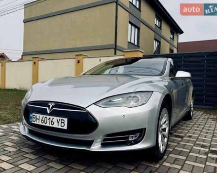 Сірий Тесла Модель С, об'ємом двигуна 0 л та пробігом 178 тис. км за 14700 $, фото 1 на Automoto.ua