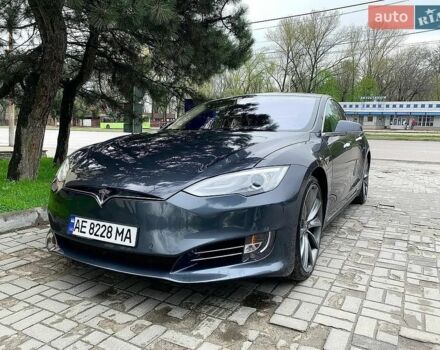 Сірий Тесла Модель С, об'ємом двигуна 0 л та пробігом 116 тис. км за 13900 $, фото 1 на Automoto.ua
