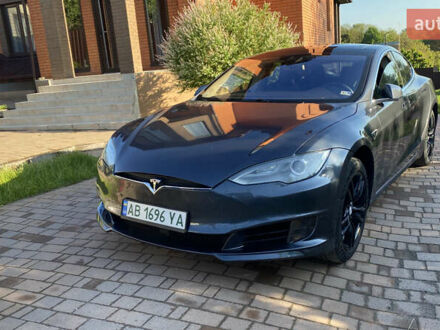 Тесла Модель С 2015 в Виннице на Automoto.ua Серый Тесла Модель С, объемом двигателя 0 л и пробегом 248 тыс. км за 16400 $, фото 1 на Automoto.ua