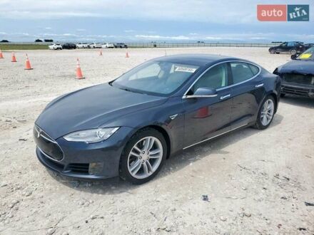 Тесла Модель С 2015 в Виннице на Automoto.ua Серый Тесла Модель С, объемом двигателя 0 л и пробегом 53 тыс. км за 4150 $, фото 1 на Automoto.ua