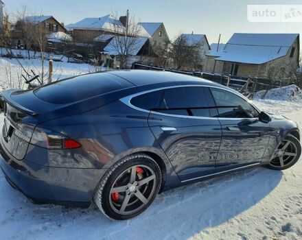 Тесла Модель С 2015 у Києві на Automoto.ua Сірий Тесла Модель С, об'ємом двигуна 0 л та пробігом 97 тис. км за 31550 $, фото 1 на Automoto.ua