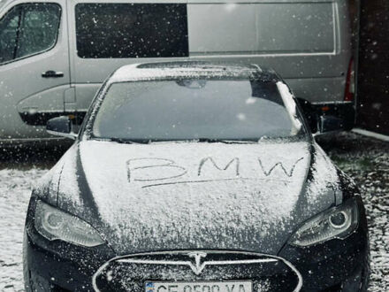 Тесла Модель С 2015 в Черновцах на Automoto.ua Серый Тесла Модель С, объемом двигателя 0 л и пробегом 235 тыс. км за 14008 $, фото 1 на Automoto.ua