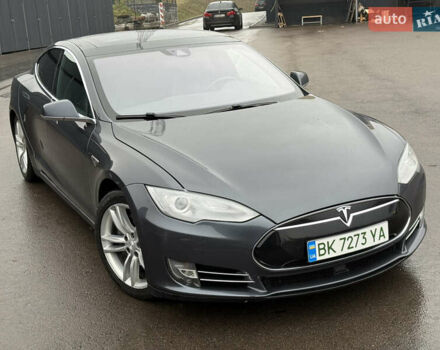 Сірий Тесла Модель С, об'ємом двигуна 0 л та пробігом 175 тис. км за 20500 $, фото 1 на Automoto.ua
