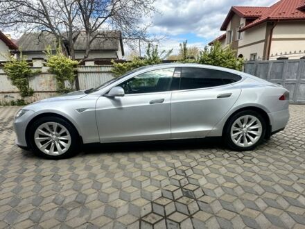 Сірий Тесла Модель С, об'ємом двигуна 0 л та пробігом 160 тис. км за 12999 $, фото 1 на Automoto.ua