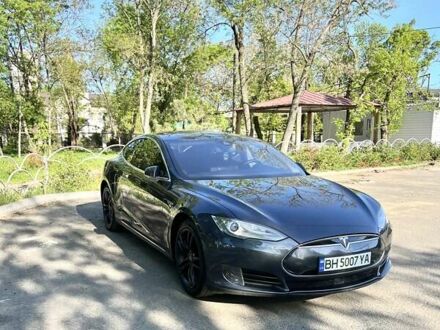Серый Тесла Модель С, объемом двигателя 0 л и пробегом 225 тыс. км за 16300 $, фото 1 на Automoto.ua