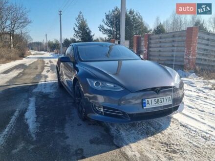 Тесла Модель С 2015 у Києві на Automoto.ua Сірий Тесла Модель С, об'ємом двигуна 0 л та пробігом 200 тис. км за 13300 $, фото 1 на Automoto.ua