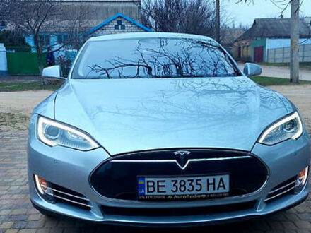 Тесла Модель С 2015 в Львове на Automoto.ua Серый Тесла Модель С, объемом двигателя 0 л и пробегом 140 тыс. км за 14100 $, фото 1 на Automoto.ua