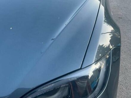 Тесла Модель С 2015 в Черкассах на Automoto.ua Серый Тесла Модель С, объемом двигателя 0 л и пробегом 190 тыс. км за 14500 $, фото 1 на Automoto.ua