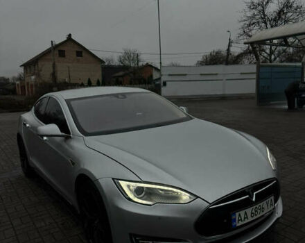 Серый Тесла Модель С, объемом двигателя 0 л и пробегом 116 тыс. км за 12000 $, фото 1 на Automoto.ua