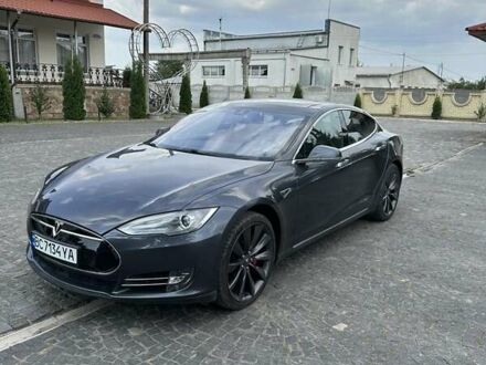 Тесла Модель С 2015 в Золочев на Automoto.ua Серый Тесла Модель С, объемом двигателя 0 л и пробегом 99 тыс. км за 24000 $, фото 1 на Automoto.ua