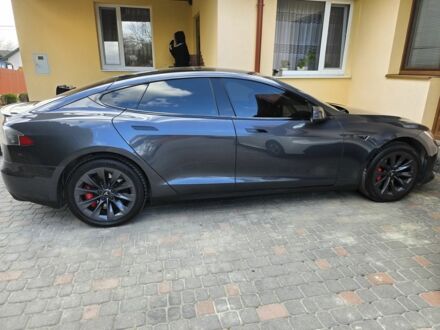 Серый Тесла Модель С, объемом двигателя 0 л и пробегом 253 тыс. км за 14999 $, фото 1 на Automoto.ua