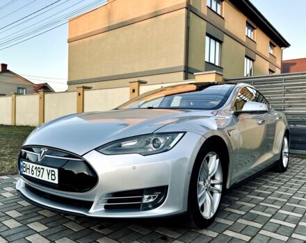 Серый Тесла Модель С, объемом двигателя 0 л и пробегом 149 тыс. км за 13900 $, фото 1 на Automoto.ua