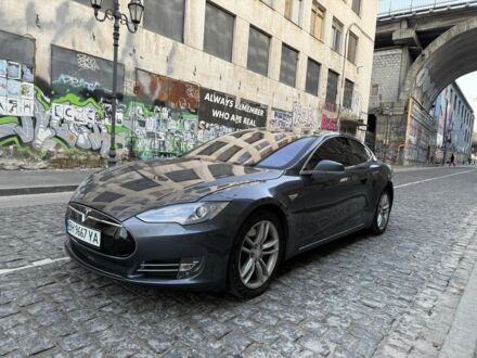 Сірий Тесла Модель С, об'ємом двигуна 0 л та пробігом 215 тис. км за 12800 $, фото 1 на Automoto.ua