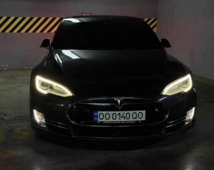 Серый Тесла Модель С, объемом двигателя 0 л и пробегом 200 тыс. км за 11999 $, фото 1 на Automoto.ua